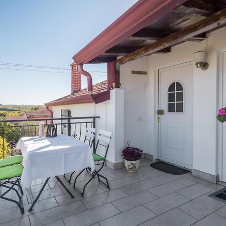 Gorgeous Apartment In Musalez With Kitchen Esterno foto
