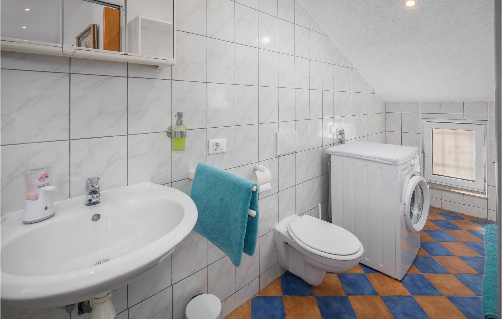 Gorgeous Apartment In Musalez With Kitchen Esterno foto